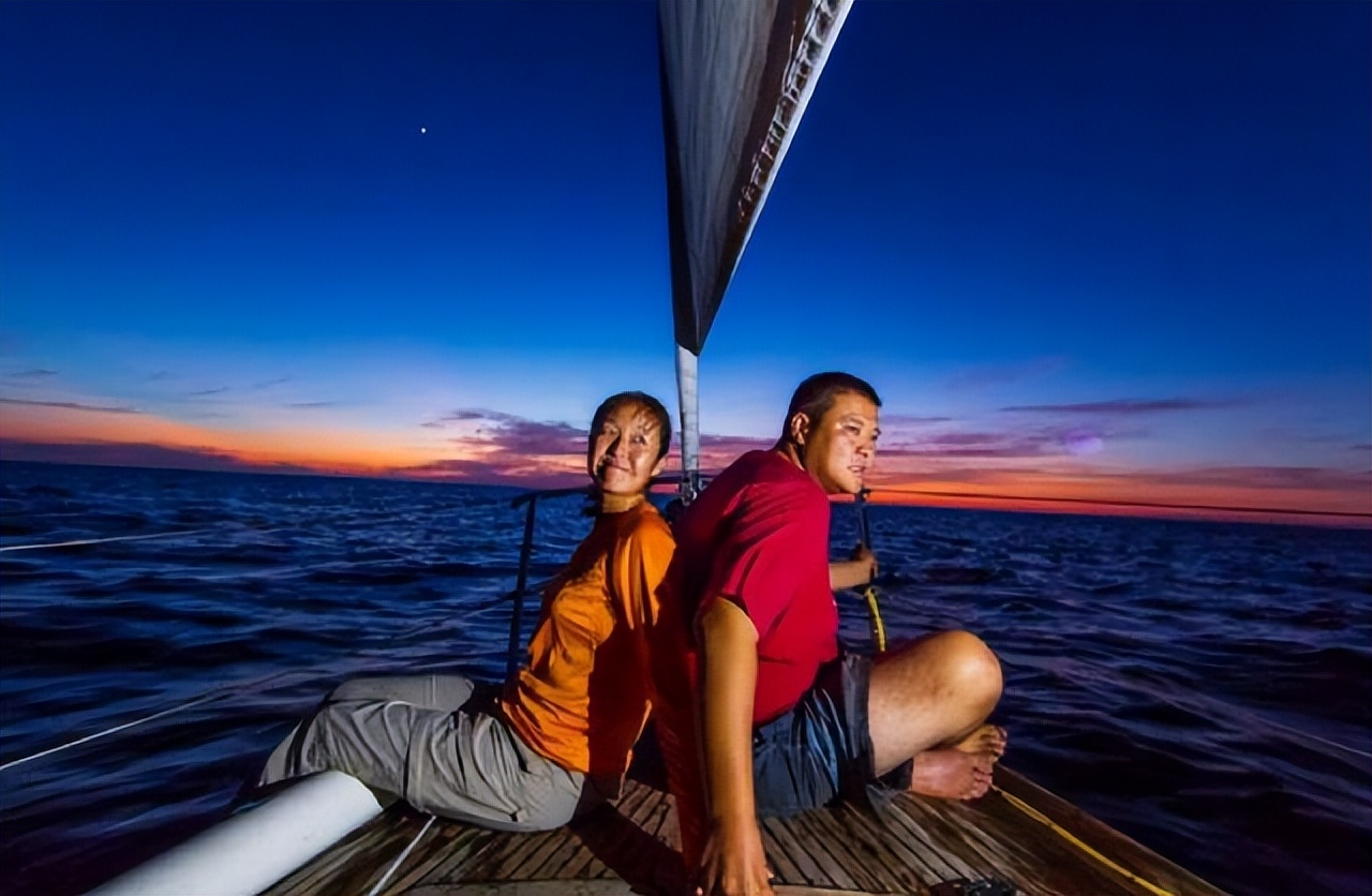 中国最牛夫妻卖掉家产环游世界,70后夫妻卖房去环游世界