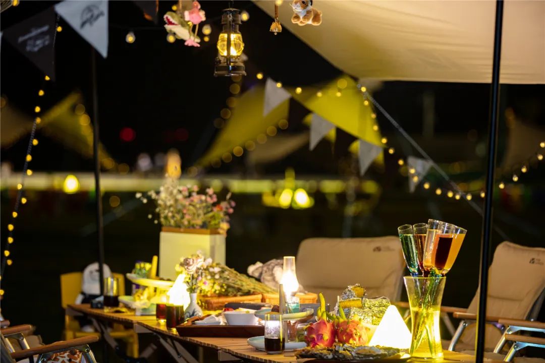 珠海长隆竟然开露营！海边下午茶、篝火音乐会、还能撸火烈鸟