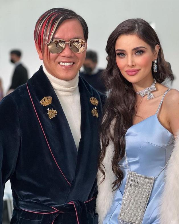 澳门赌王十大豪车,澳门赌王一家近照