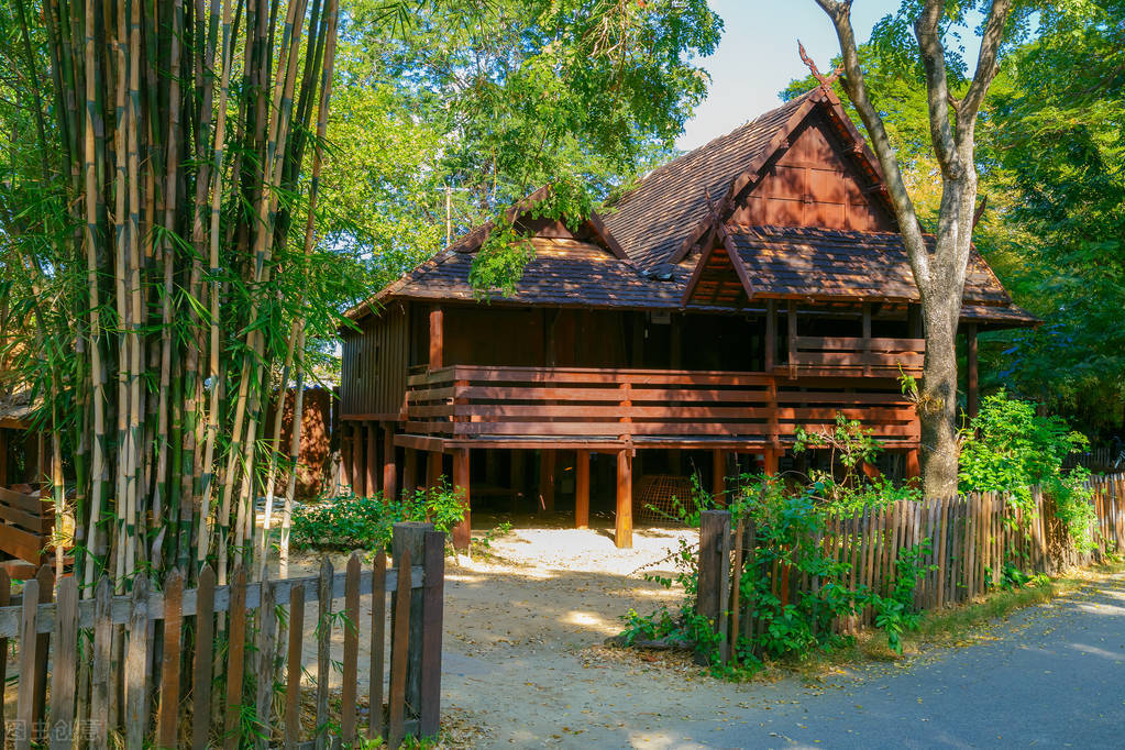 现在真实的泰国,超百万人聚集潮汕地区