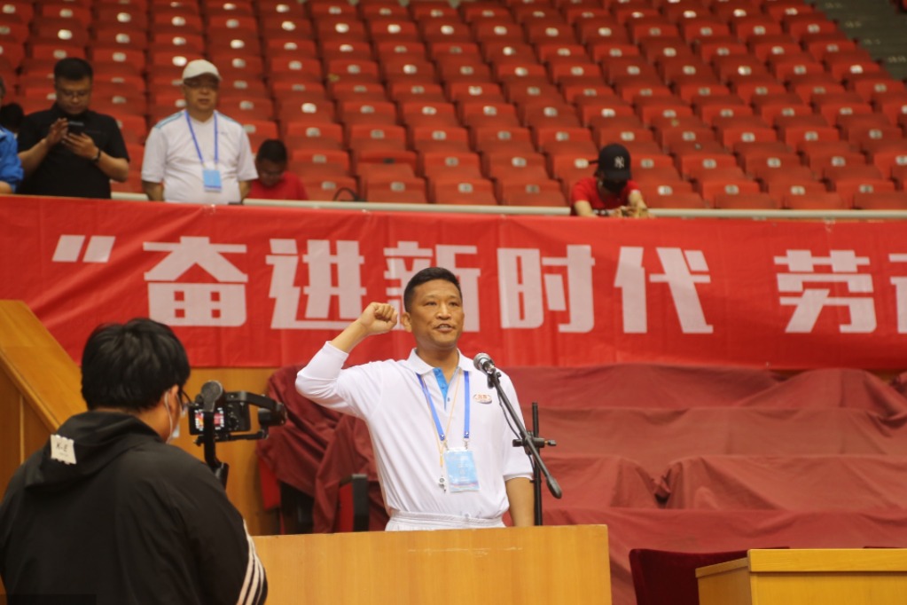 2019年全国职工沙地拔河比赛,拔河比赛凝聚同心齐力