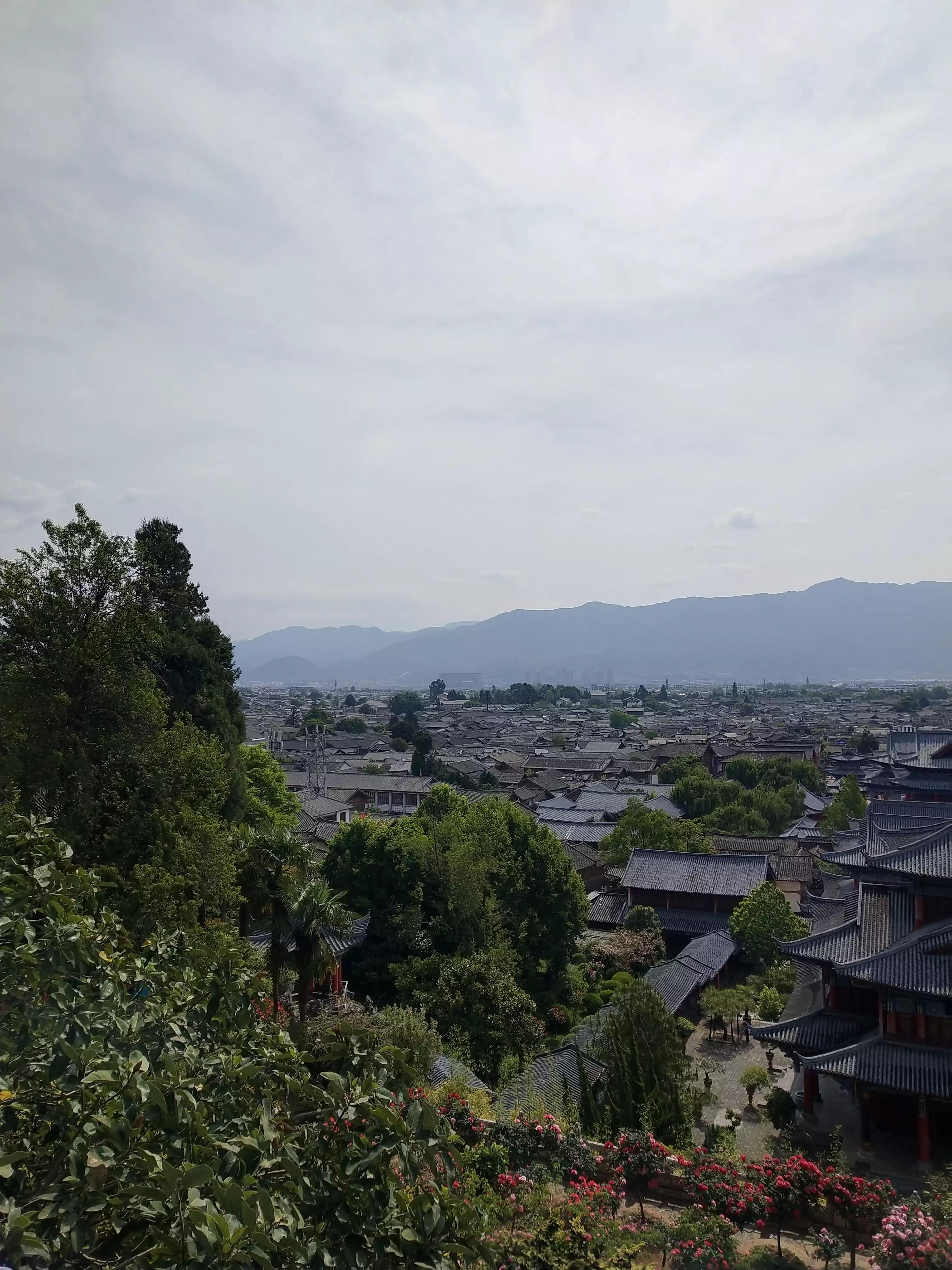 云南自驾游收费标准,云南租车费用明细