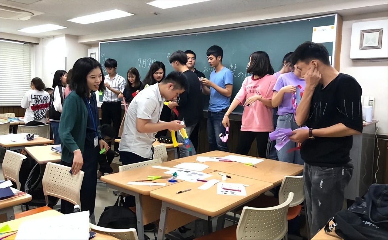 当年火烧靖国神社的人现在怎样了,15年前火烧靖国神社的日本人