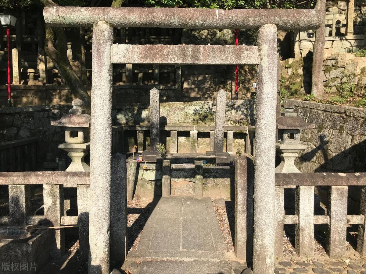 韩国朝鲜之间是什么样的关系,韩国为什么对中国人特别友好