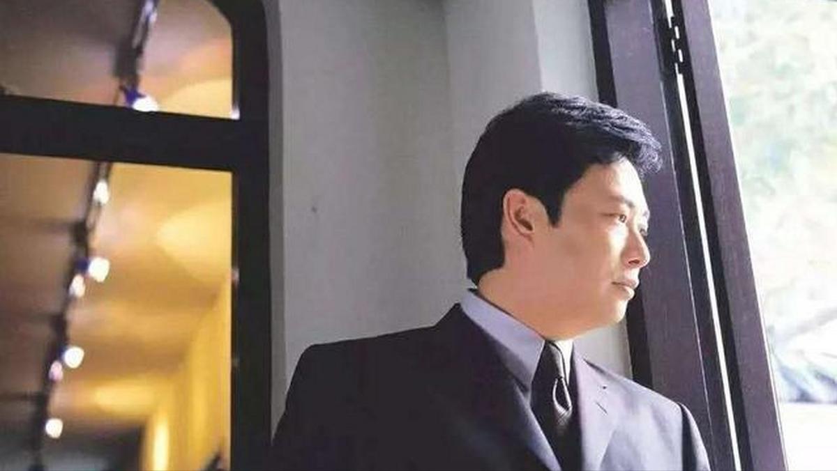 黄安接受采访谈费玉清,黄安辟谣费玉清病危传闻