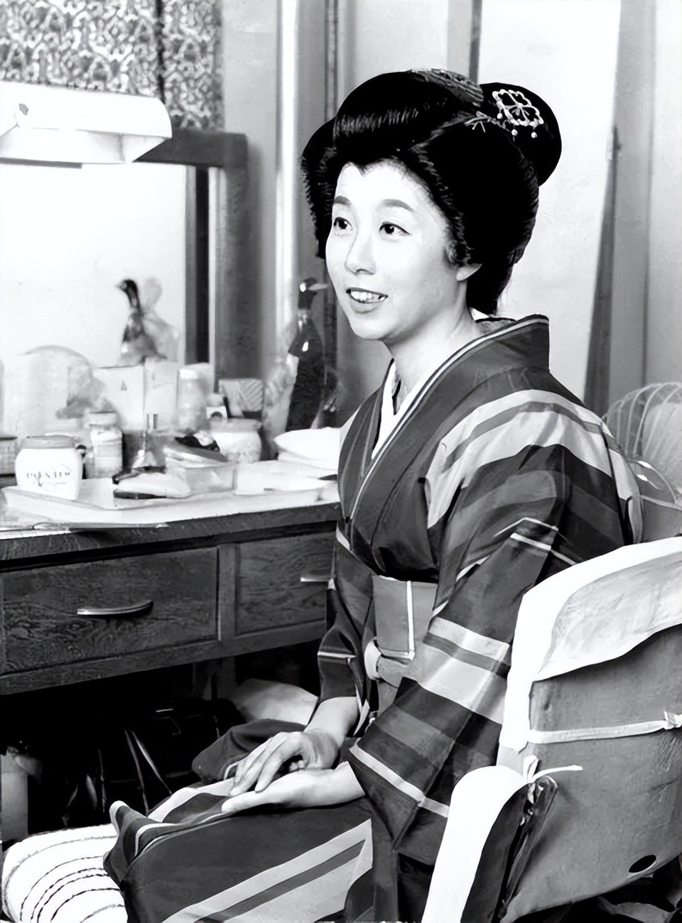 杰尼斯新任社长也不是好人？让练习生吃“香肠”、还按摩棒*戏调**！