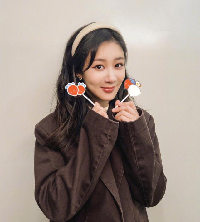 张一山发视频为杨紫咆哮式送祝福,张一山发微博给杨紫庆生视频