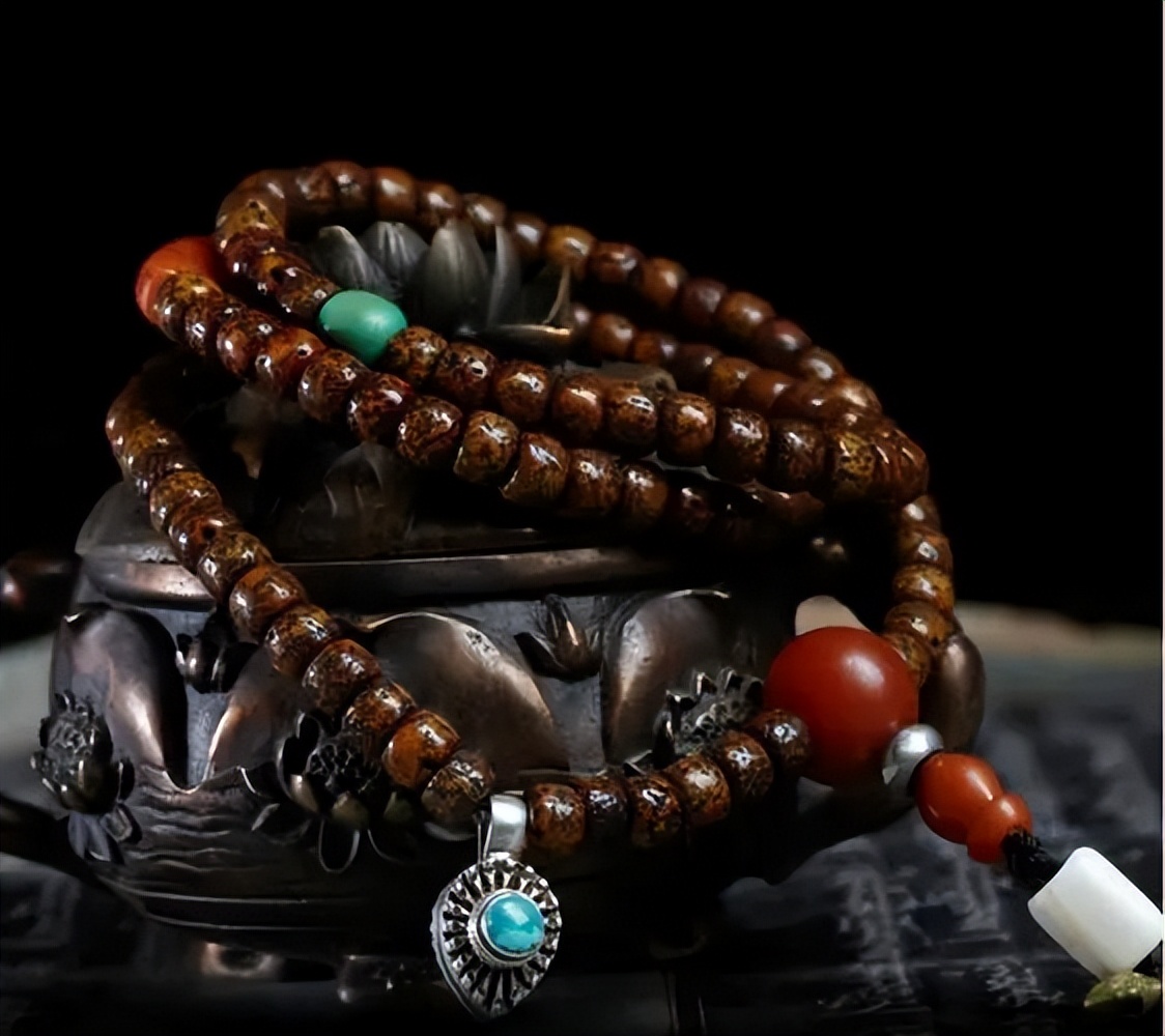 星月盘玩的几大误区,假星月菩提盘玩是什么样的