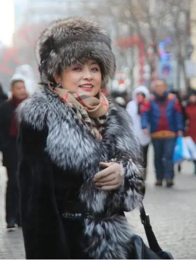 曾经2万元一件的皮草如今7000元,一件貂皮大衣几十万