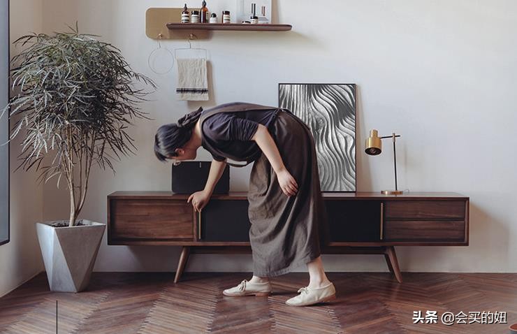 黑胡桃木家具陷阱视频,黑胡桃木家具和乌金木家具哪种好