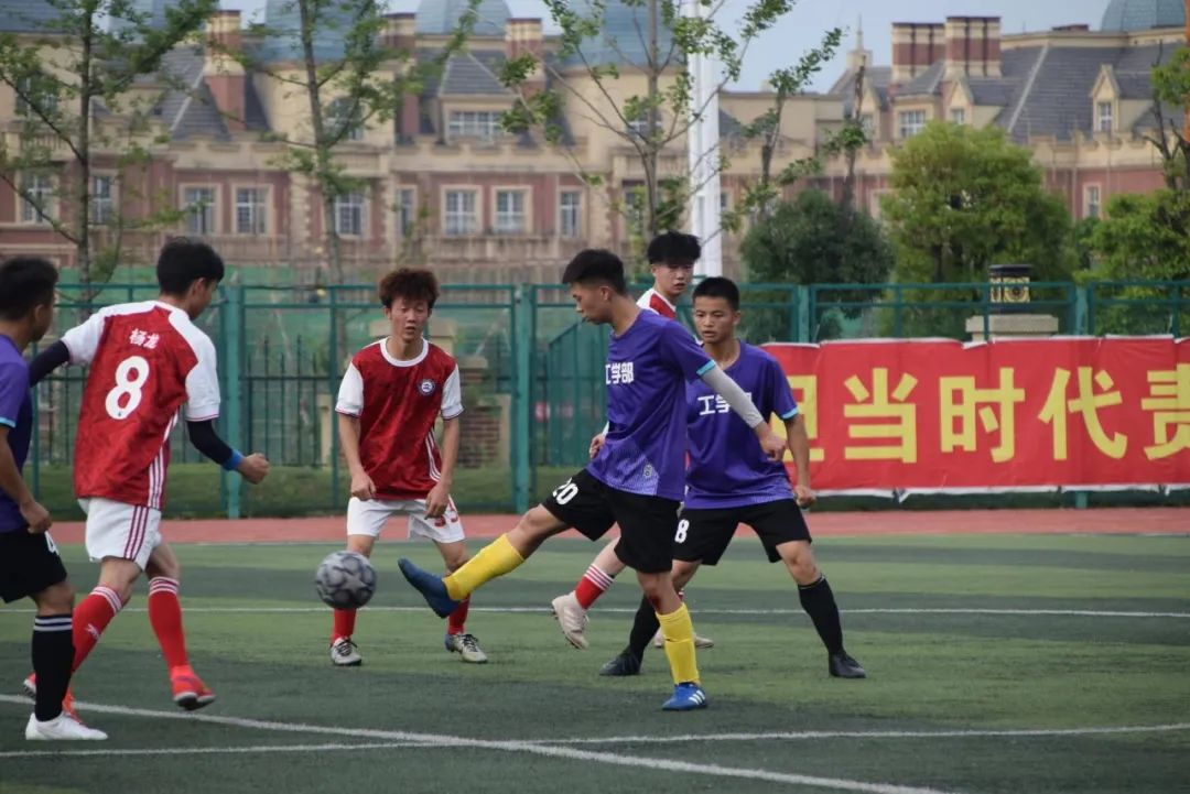 致敬平凡的劳动者图,致敬最朴素的劳动者图片