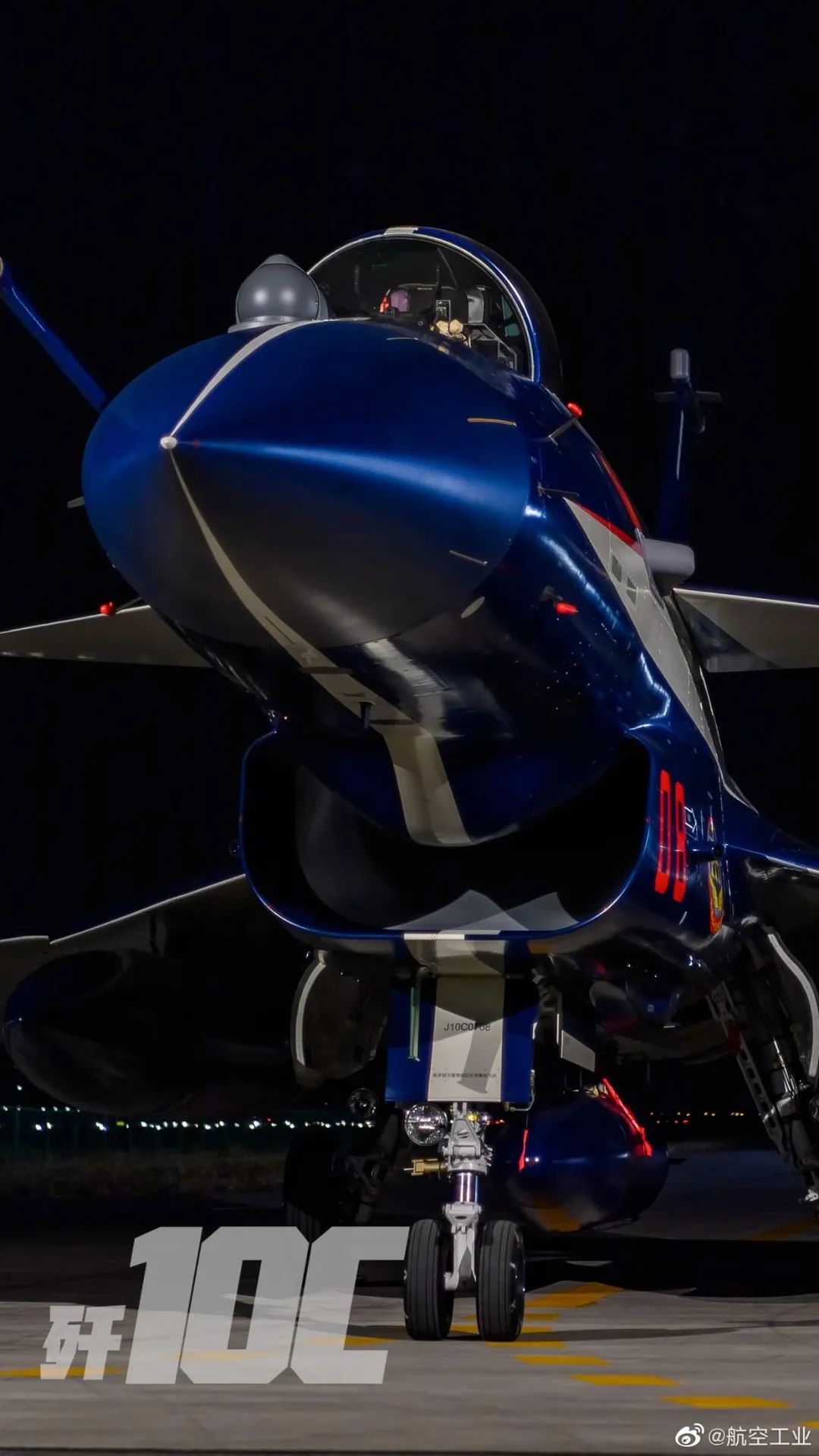 歼10战斗机改装视频,歼10大秀