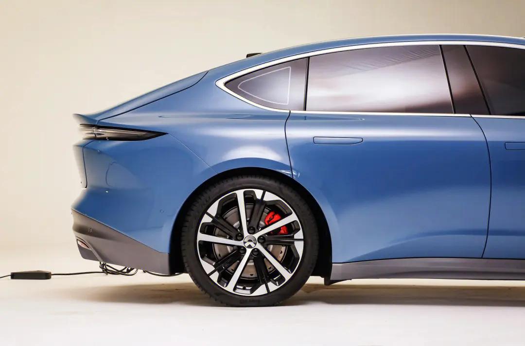 蔚来ET5选75还是100,蔚来et5和et5t怎么选