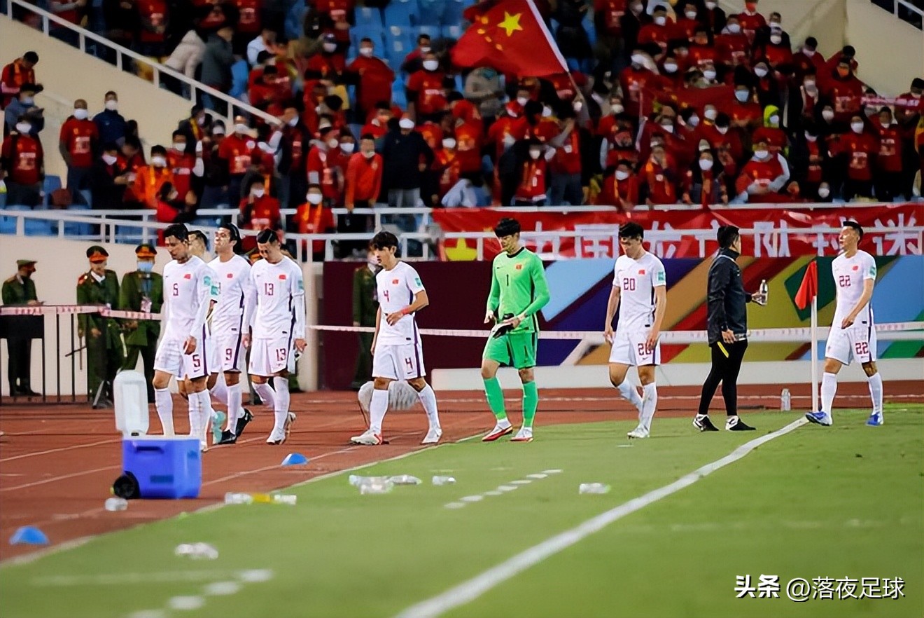骂中国足球的人都去看球了？中超首轮平均上座率惊艳，行动更诚实