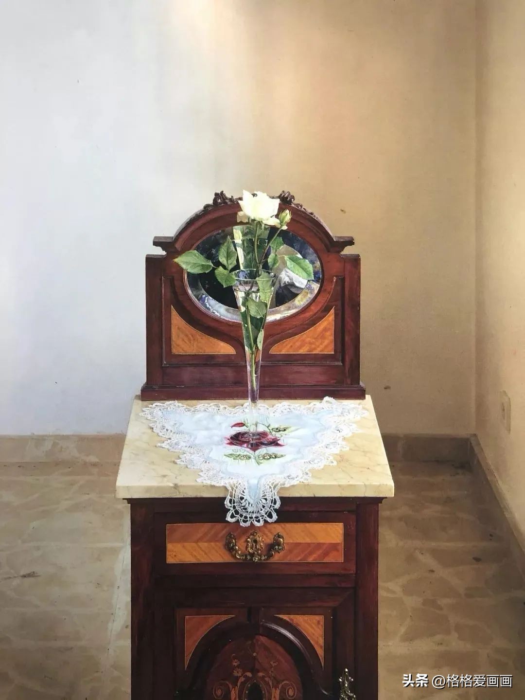 纳兰霍超现实素描,爱德华多纳兰霍的作画风格