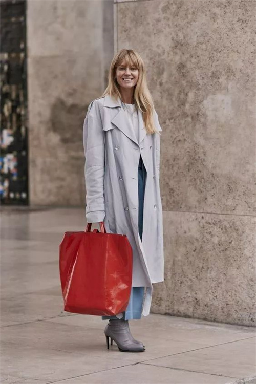 流行的大包包是什么样的,夏季实用大包包有哪些款式