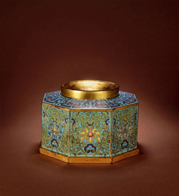 乾隆时期景泰蓝特征,清朝景泰蓝鉴定要点