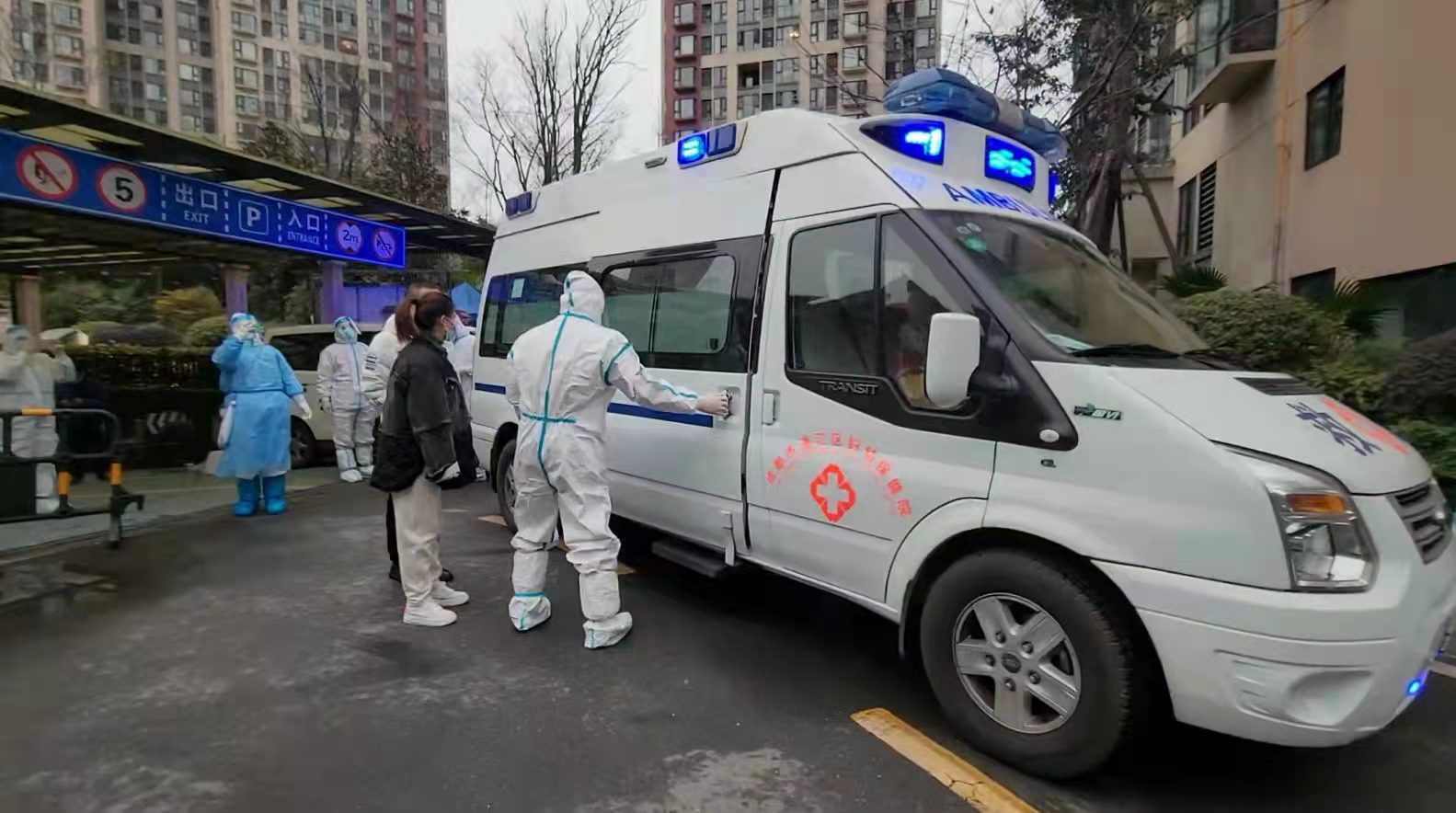 小区封锁了要生孩子怎么办,刚怀孕小区被封需要去医院怎么办