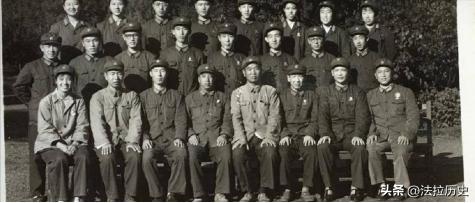 64岁毕福剑近况曝光，因管不住嘴遭封杀，现成网红“工具人”？