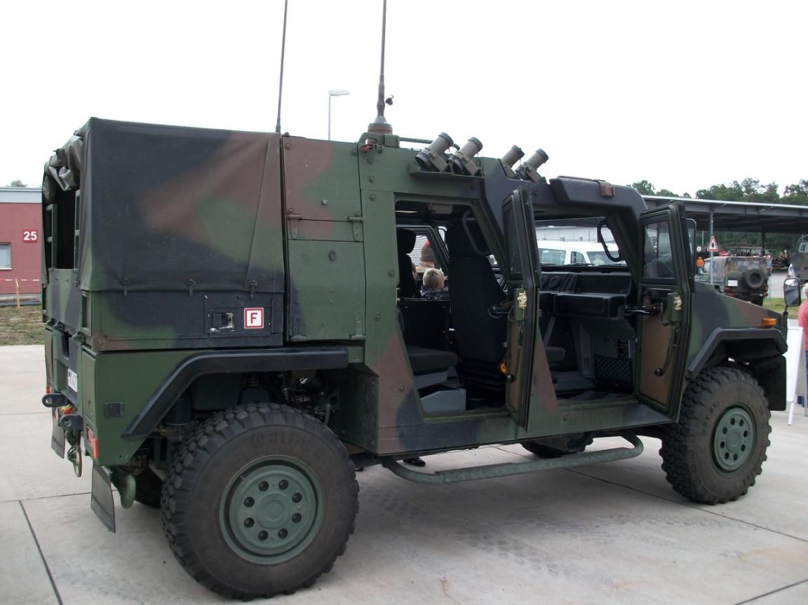 悍马被替换！卢森堡花3.67亿欧元采购高机动装甲车，有何过人之处