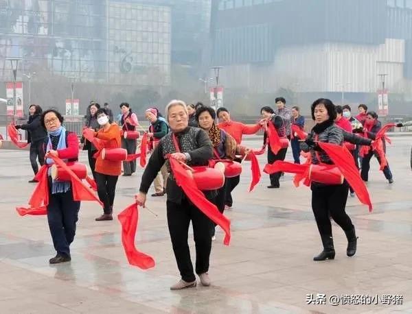 客观理性看待新冠,新冠如此严重该如何收场