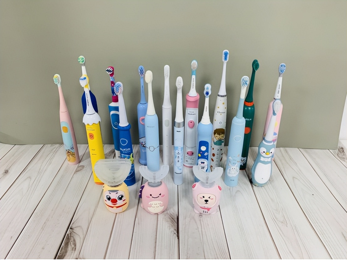 儿童牙刷用电动的好还是手动的好,儿童用电动牙刷怎么选