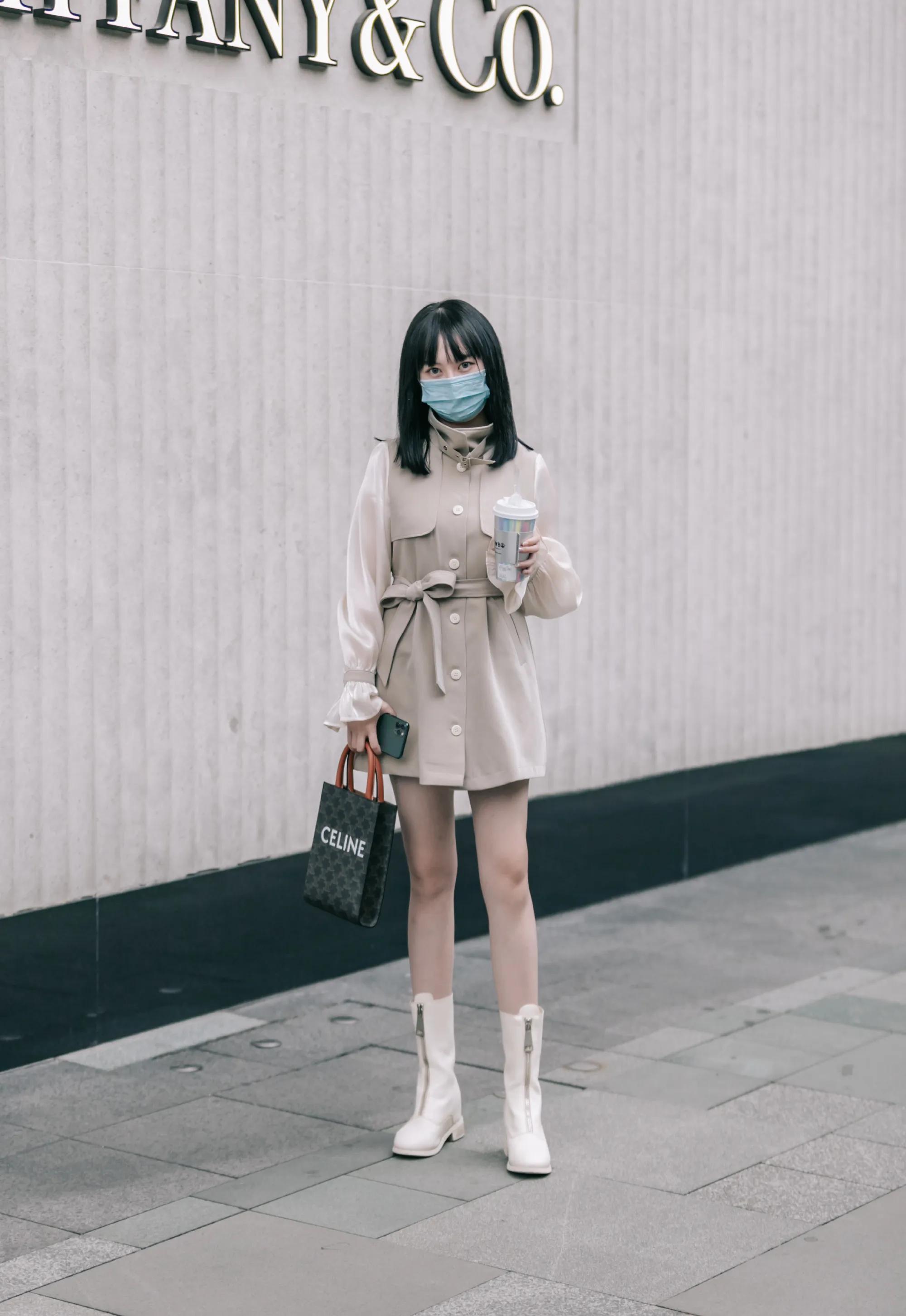 lv迷你tote包价格,戈雅tote包中号蓝色