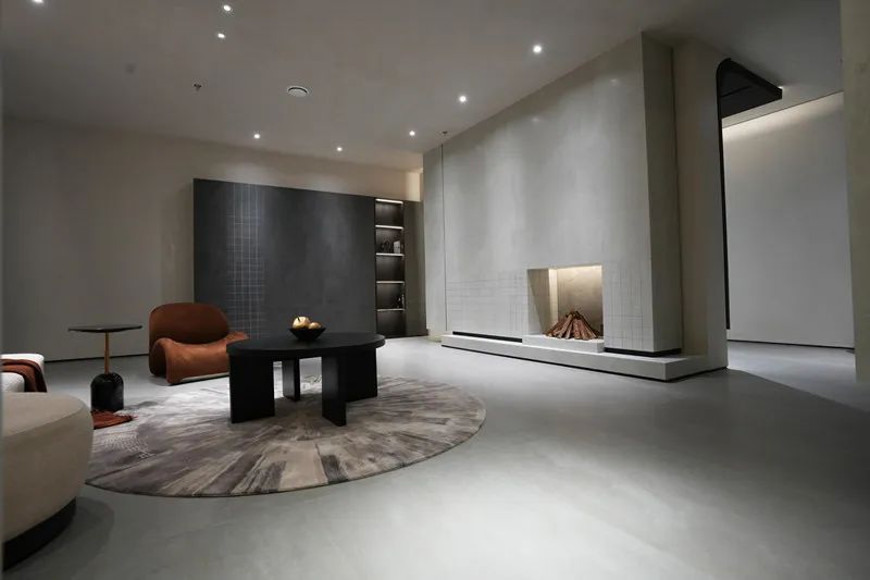 惠达瓷砖耐磨系数,惠达瓷砖防滑演示