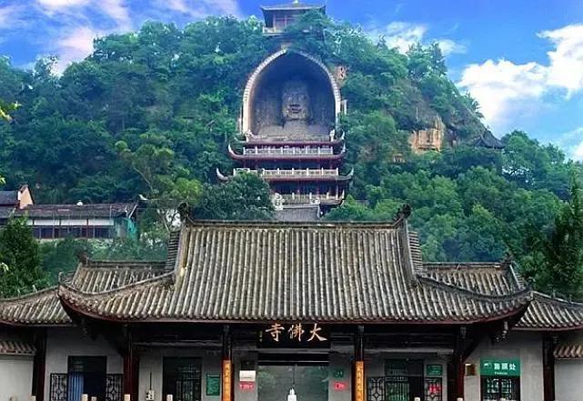 世界上最大的如来佛佛像有多大,如来佛在佛教里是最大的佛吗