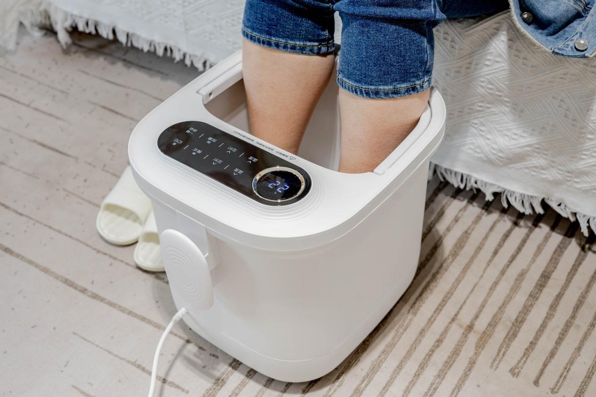 美的足底按摩器测评,泡脚机按摩仪美的