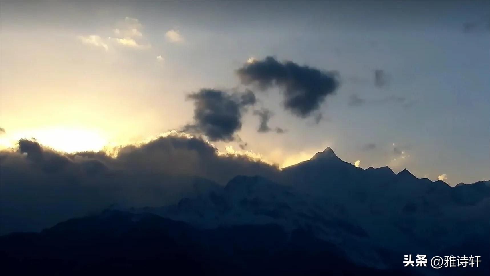 足不出户看大美云南,看到梅里雪山主峰卡瓦格博峰真美