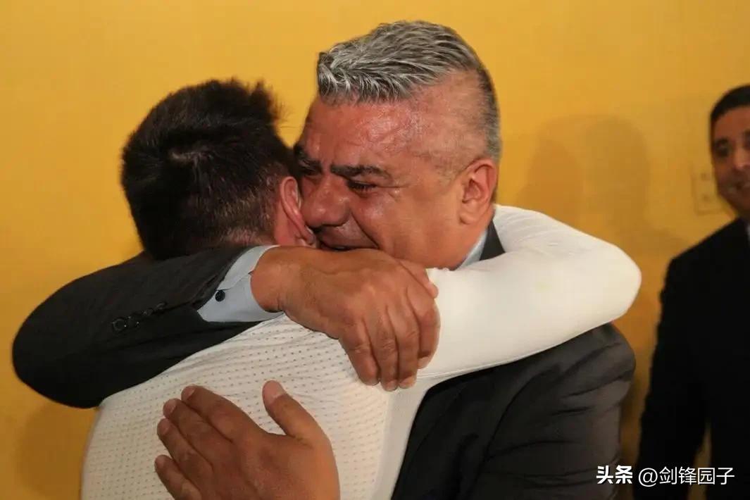 足球远离政治？其实是个伪命题——乱侃世界杯之三十七