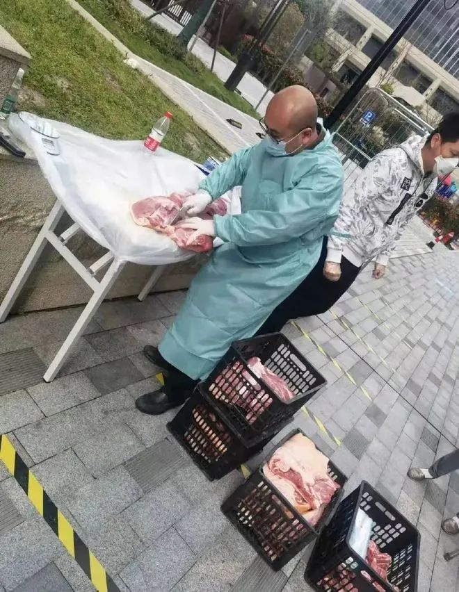 我在上海送外卖段子,上海送快递一年赚多少钱