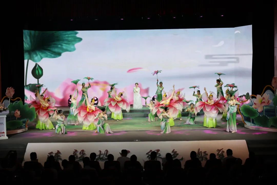 靓！炫！酷！2023四川避暑胜地推介活动颁奖典礼暨“乐至‘荷’您·清凉一夏”文旅推介宣传活动在乐至举行