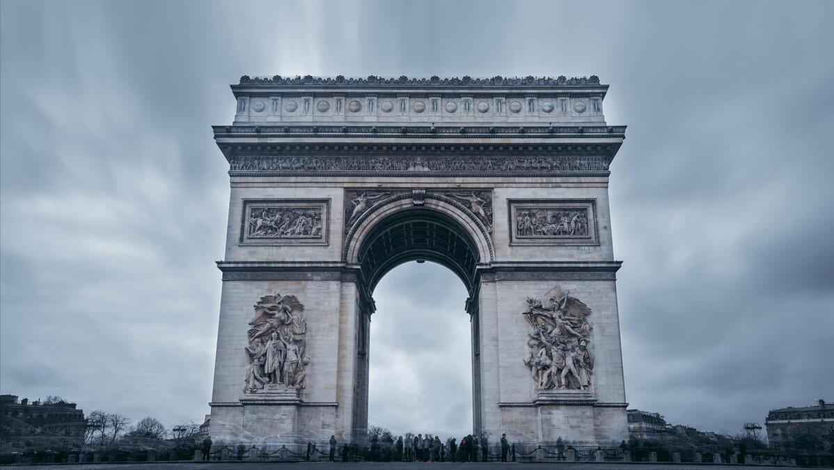 土耳其为啥要扣押辽宁舰？不是我们好欺负，是“土狗”实在太奇葩