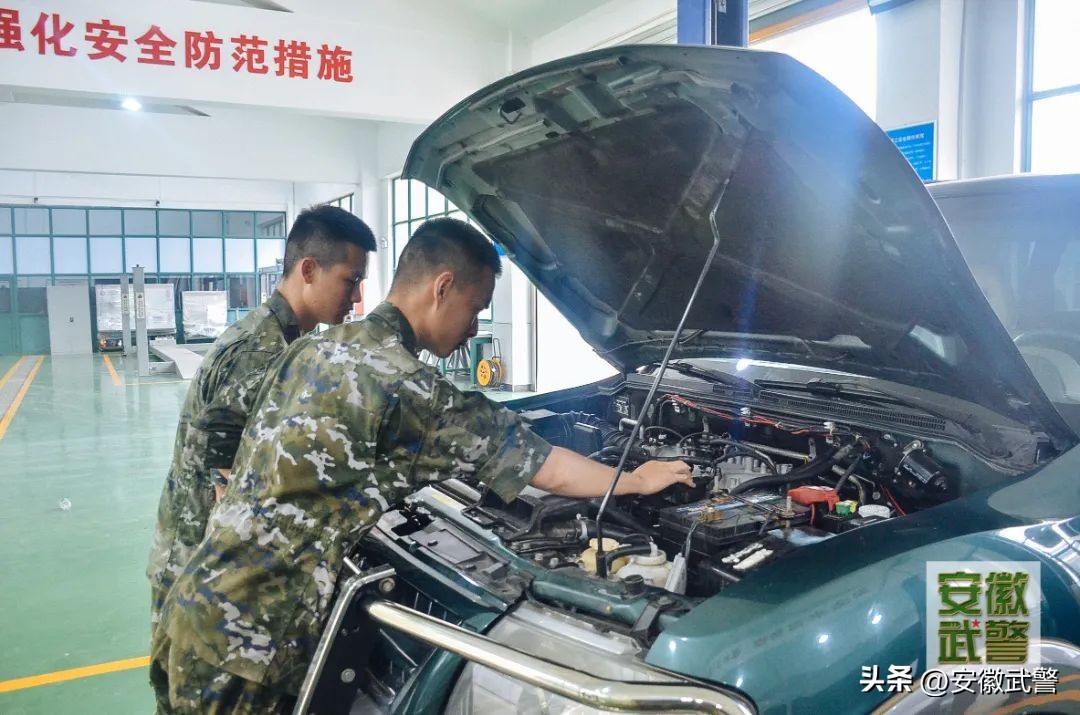 看懂钢铁是怎样炼成,钢铁军医