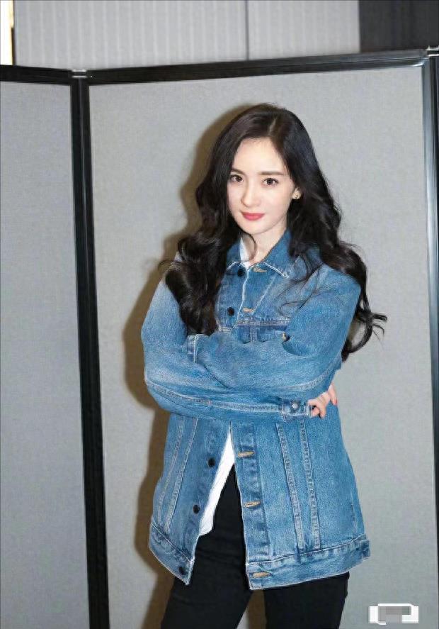 杨幂的真实人品被别人夸赞,杨幂在圈内的人品到底如何