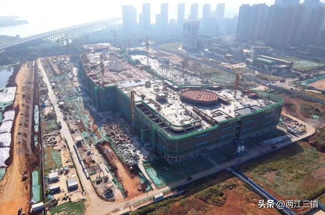 武汉大爆发，3家“顶流”同天开业！还有几十个商业体传来新消息