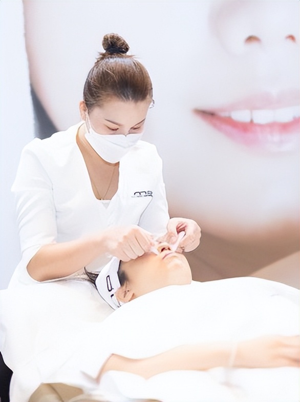 美即品牌,美即新模式