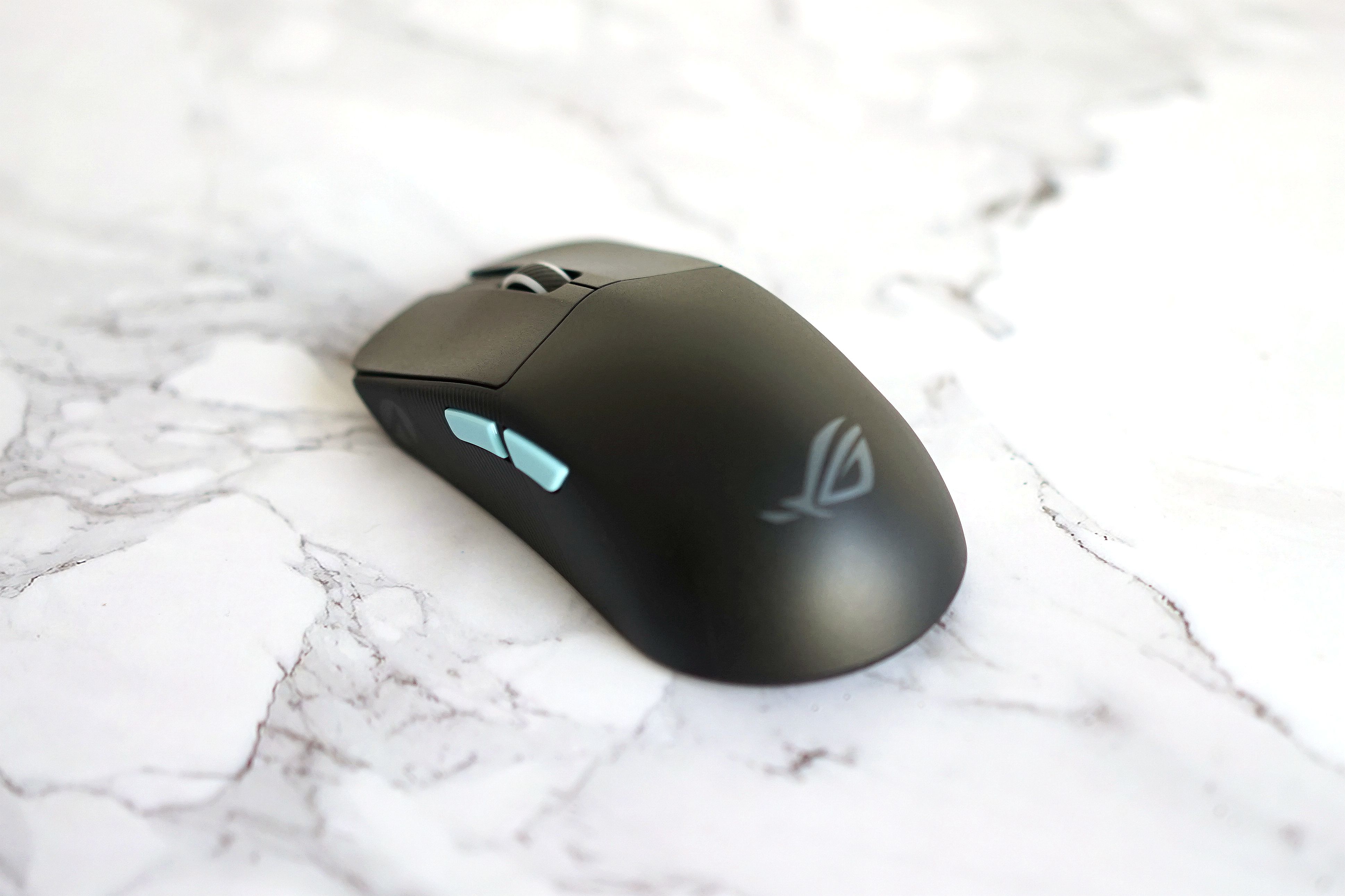 rog龙鳞鼠标对比gpw2,rog龙鳞鼠标怎么样