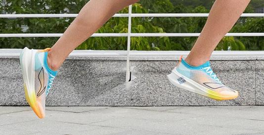 国产减震舒适性最好的品牌跑鞋,分享一下618最值得入的国产跑鞋