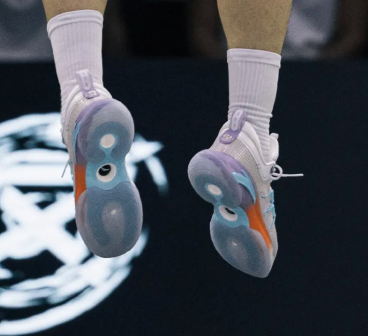 安踏z-up篮球鞋发售,安踏ua3篮球鞋