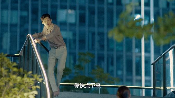 张翰回国后,出走半生归来仍是慕容云海