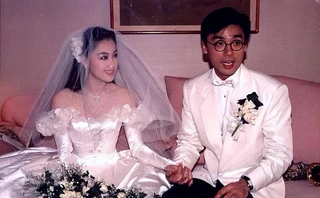 香港第一败家女，败光2个亿万富翁，为还2.5亿债款41岁做“*星艳**”