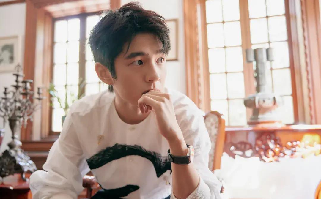 校草脸男星图鉴,男校草图片帅气