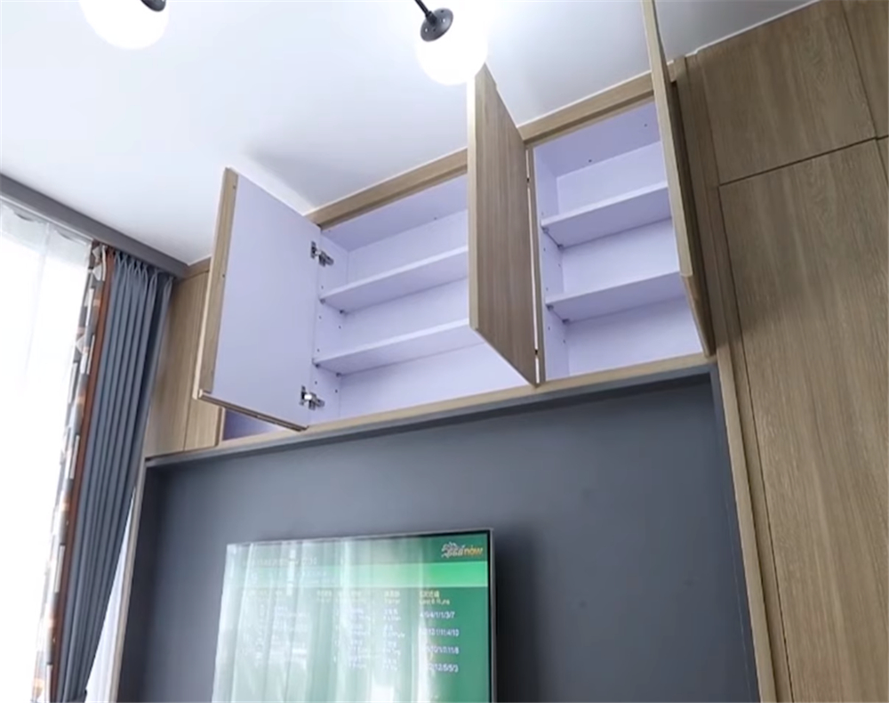 香港一对年轻情侣买房,香港90后夫妻买下35平米小家