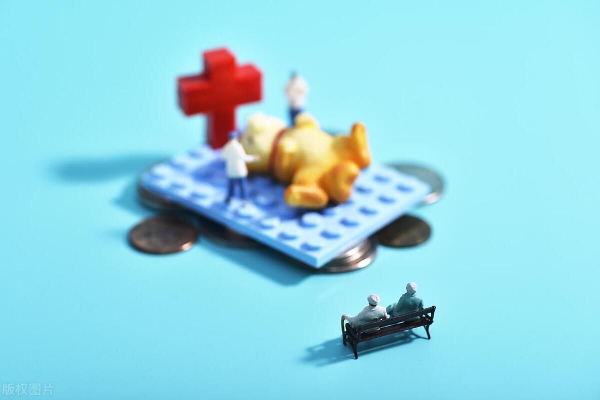 法律科普：低热患者，门诊输液死亡谁应该负责？