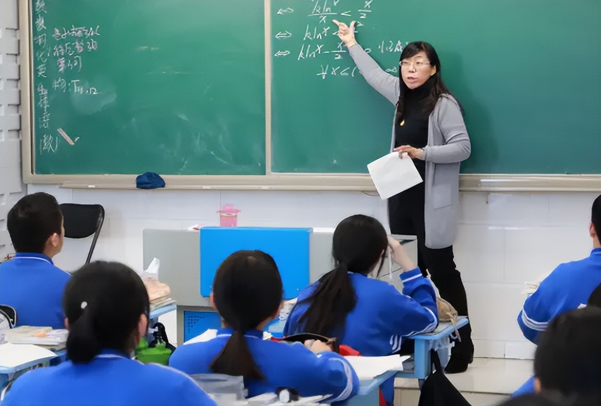 2023年中考分低于多少的会分流,中考成绩低于多少分才能补录