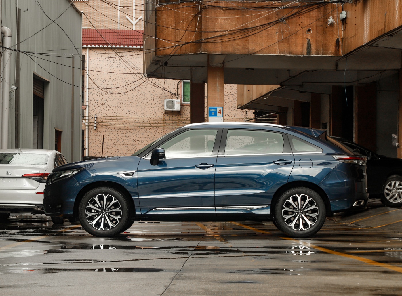 本田ur-v采埃孚9at变速箱,本田ur-v实车亮相