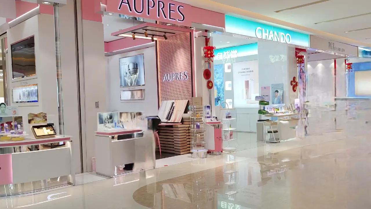 我为啥要娶一个小我10岁的法国女孩，是真爱吗